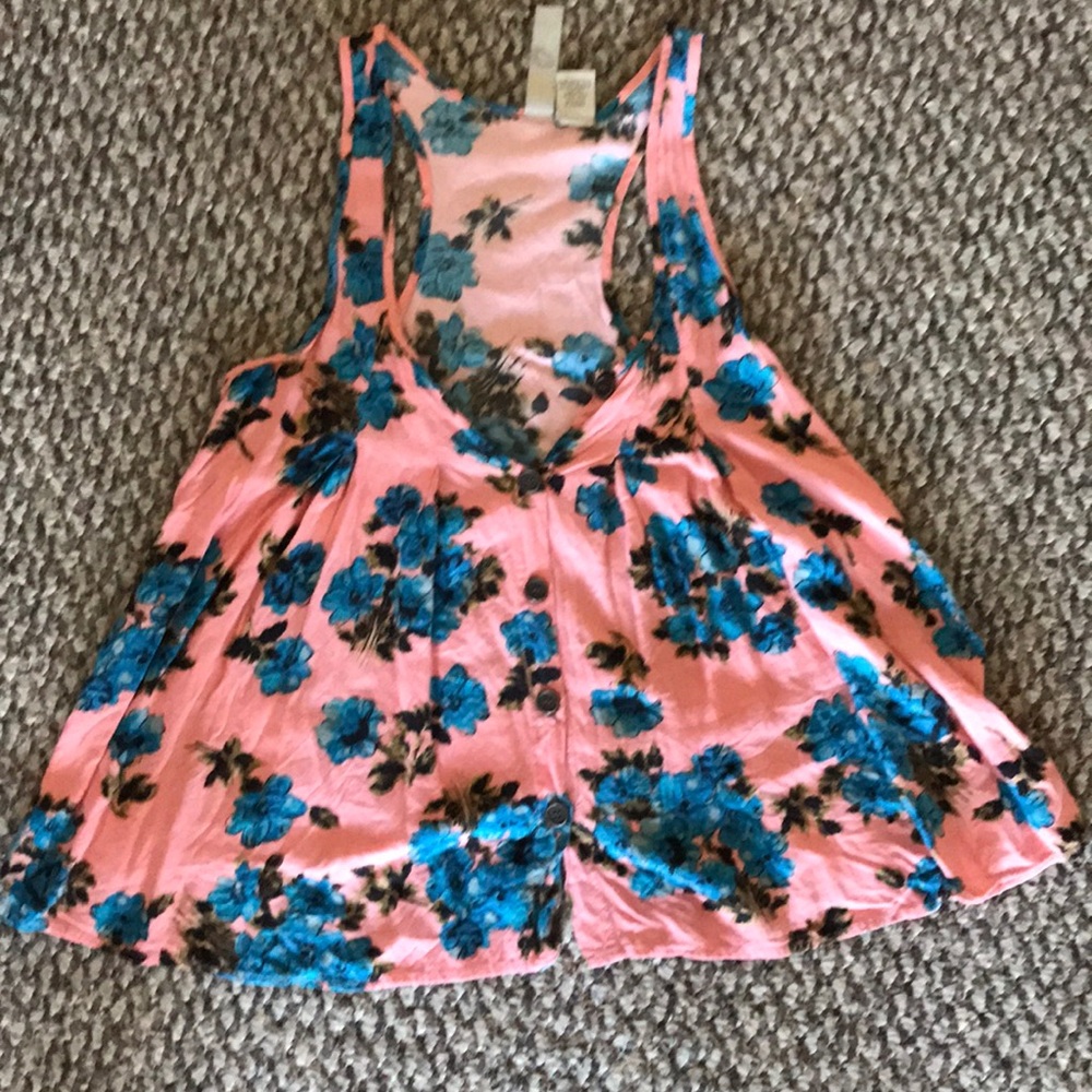 Floral tank